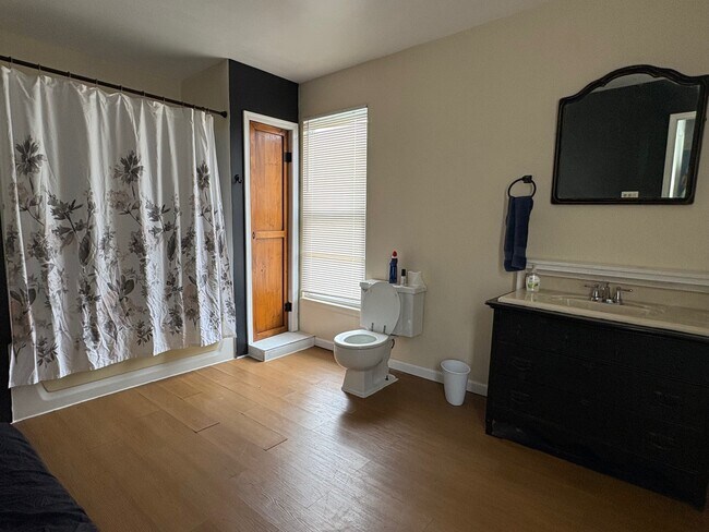 1 of 2 full bathrooms - 5234 Lincoln Hwy W