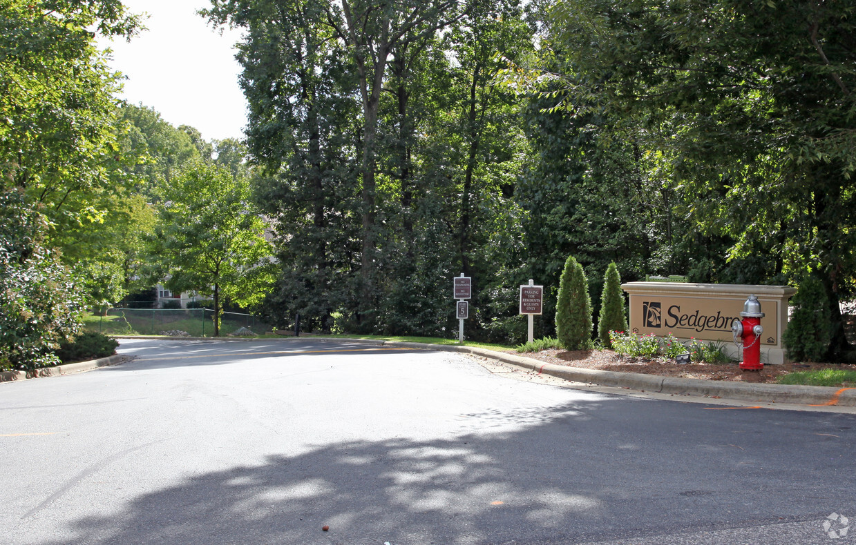 Building Photo - Sedgebrook Apartments