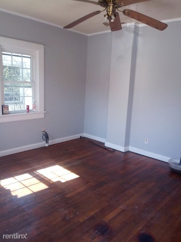 Building Photo - 2 br, 1 bath House - 2227 Roanoke Ave SW