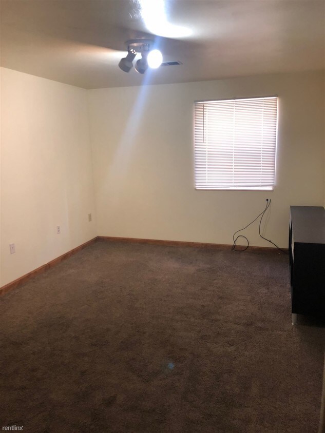 Primary Photo - 1 br, 1 bath Apartment - 225 Stratford Ave