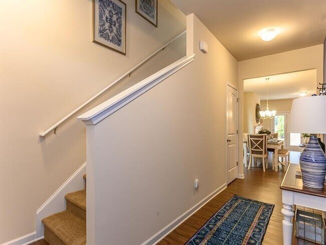 Building Photo - 151 Centennial Ridge Dr