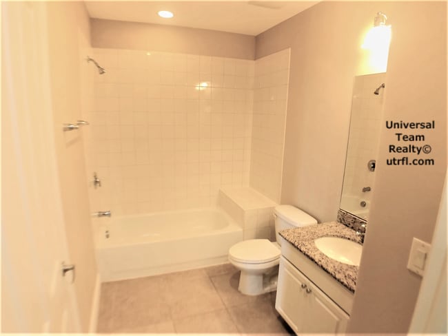 Building Photo - 13651 Julias Way