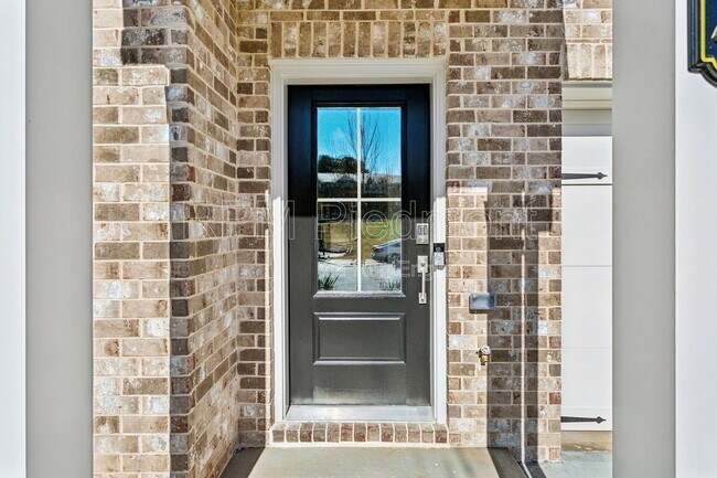 Foto del edificio - 1604 Halbrook Pl SW