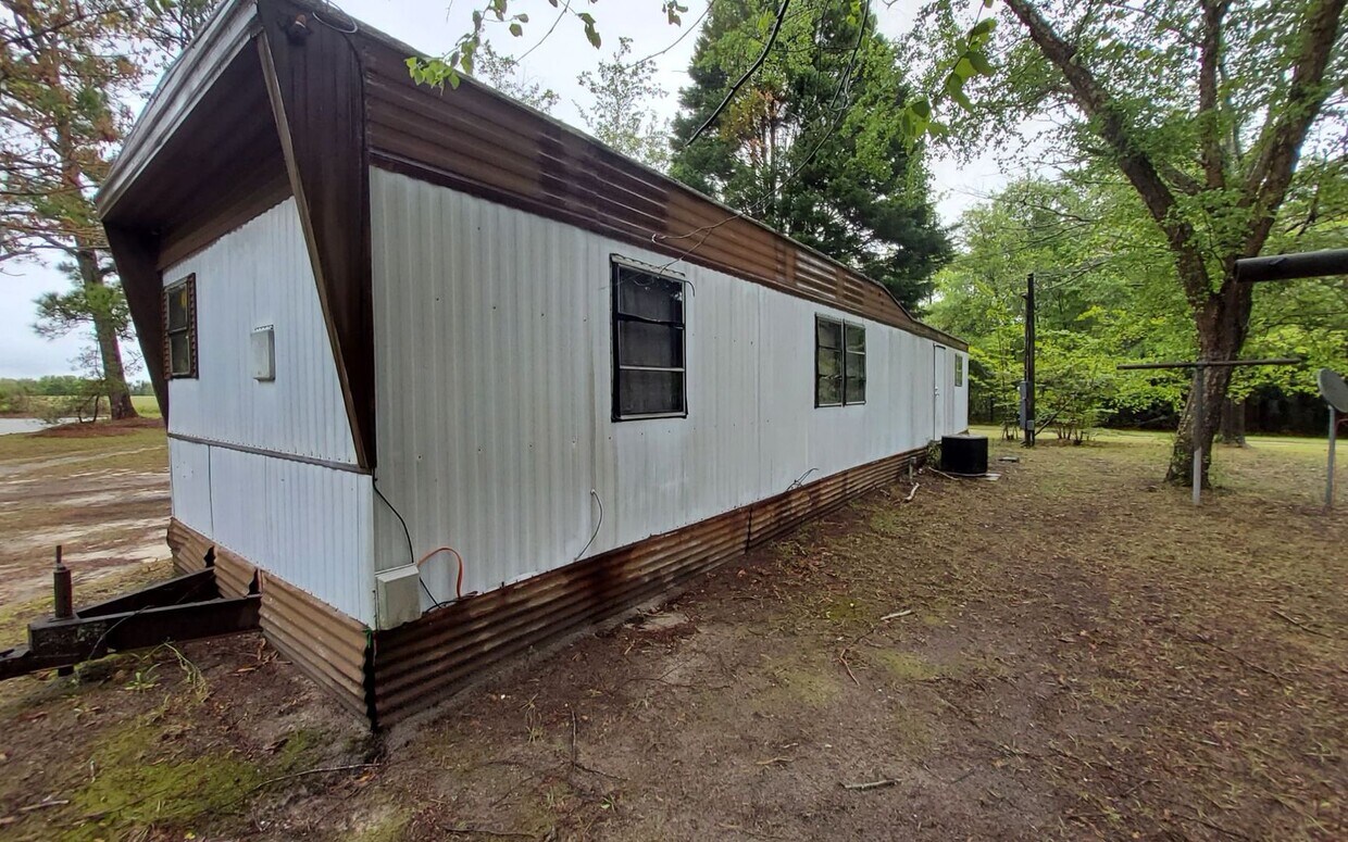 Primary Photo - 2 Bed 1 Bath by Shaw