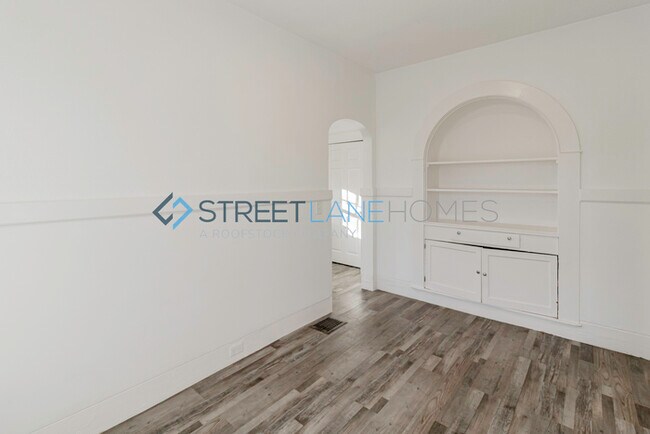Building Photo - NOW OFFERING HALF OFF THE FIRST FULL MONTH...