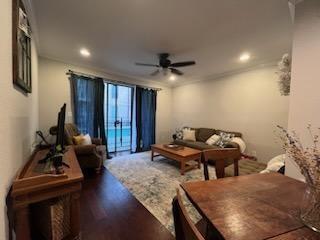 Foto del edificio - 2425 Underwood St