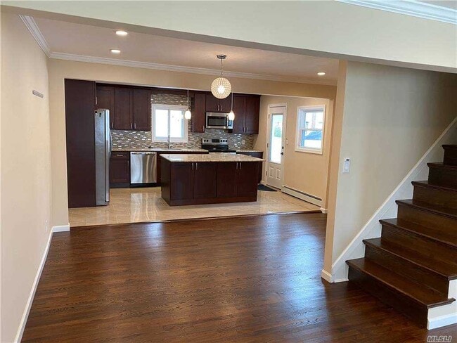 Building Photo - 1 Rustwood Pl