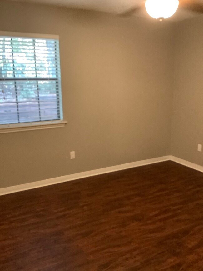 2402 Sycamore Ave photo'