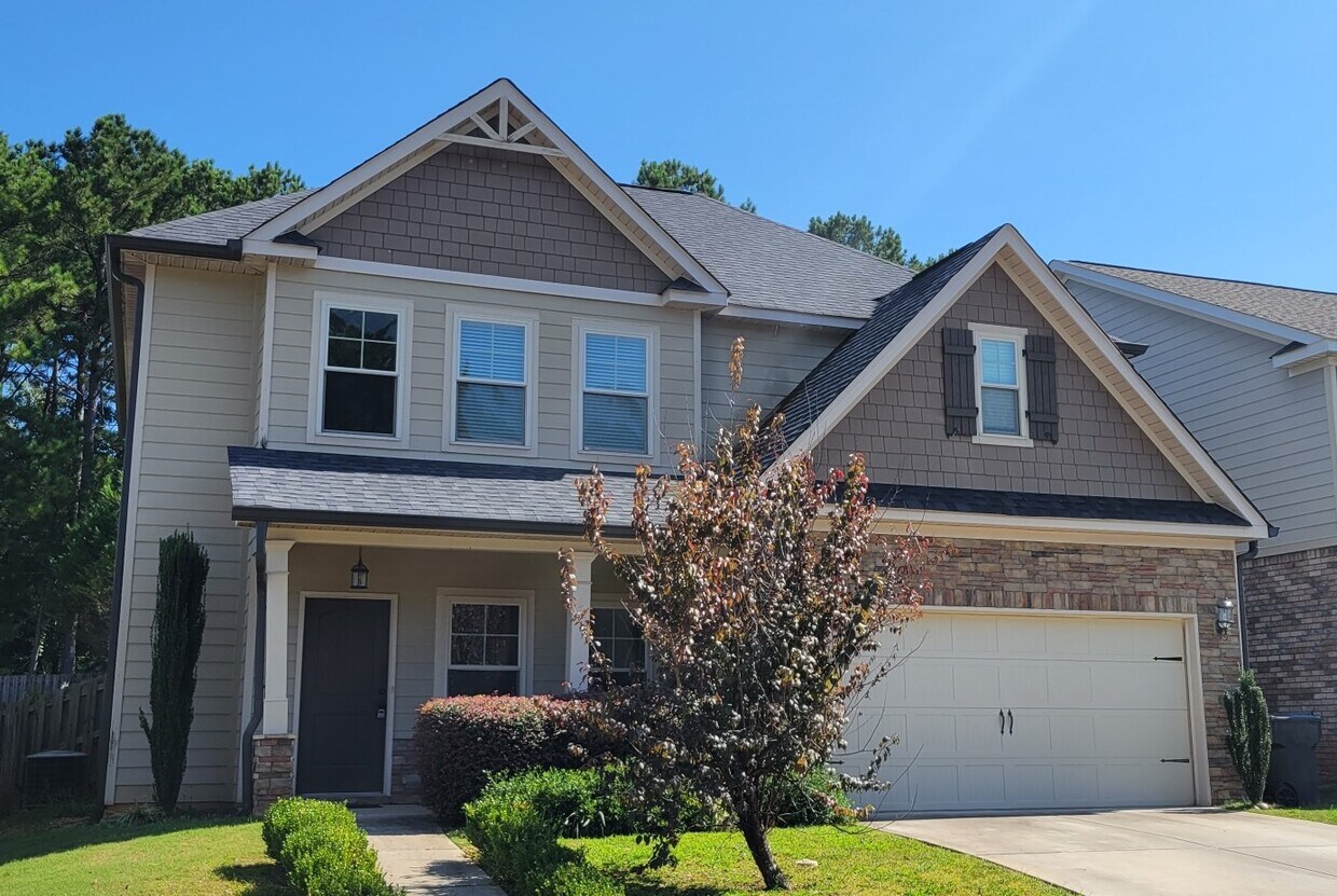 Foto principal - 1035 Barrett Dr