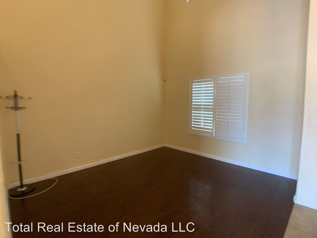 Building Photo - 4 br, 2.5 bath House - 720 Laguna Heights Ave
