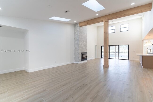 Foto del edificio - 16701 Bobcat Dr