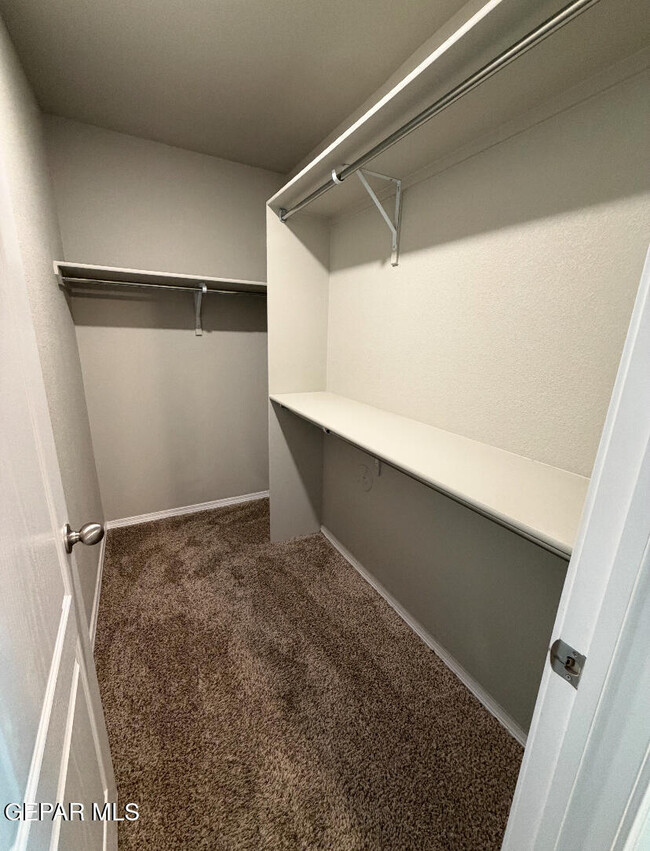 Building Photo - 14316 Paraiso Dr