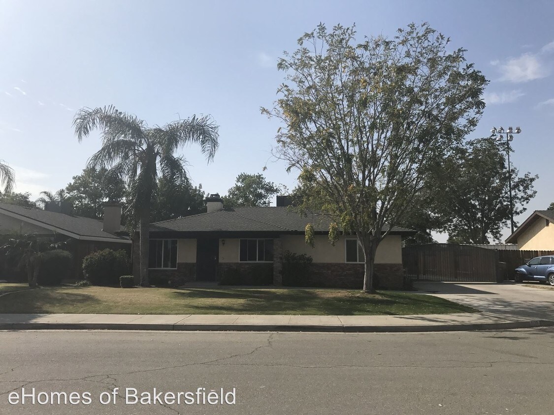 Primary Photo - 3 br, 2 bath House - 508 Sago Palm St.