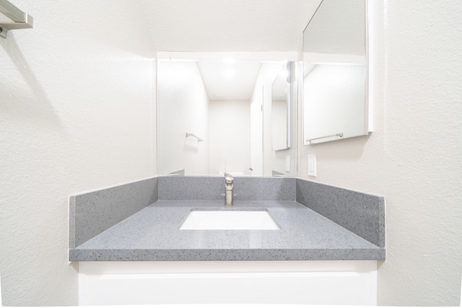 Building Photo - 269 W San Marcos Blvd