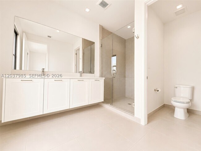 Foto del edificio - 8185 NW 42nd St