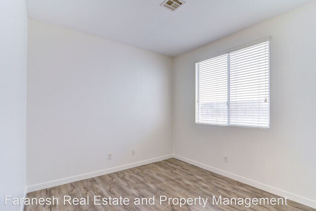 Foto del edificio - 3 br, 2 bath House - 5310 S. Conquistador St