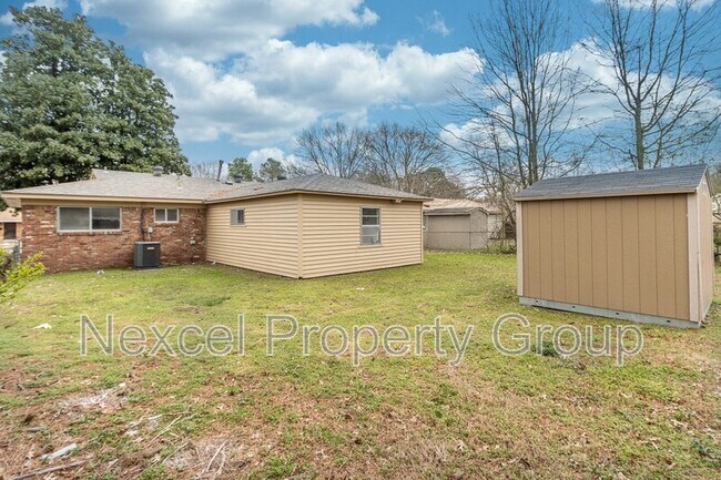 Building Photo - 4517 Gailwood Ave