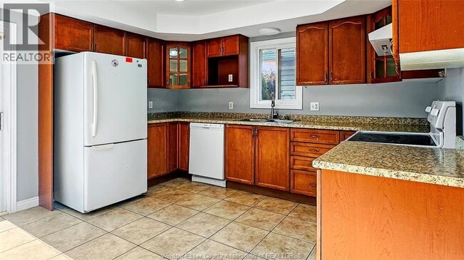 Photo du bâtiment - 4663 Helsinki Crescent