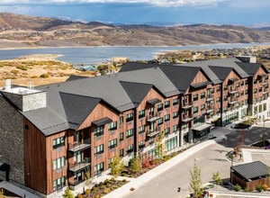 Building Photo - 2303 W Deer Hollow Ct