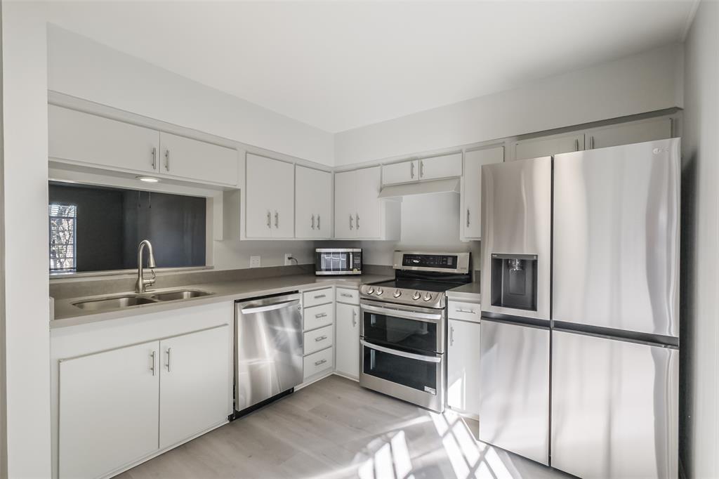 Foto principal - 817 S Ripple Creek Dr