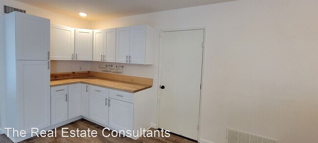 Foto del edificio - 3 br, 2 bath House - 4469 Sunburst Dr