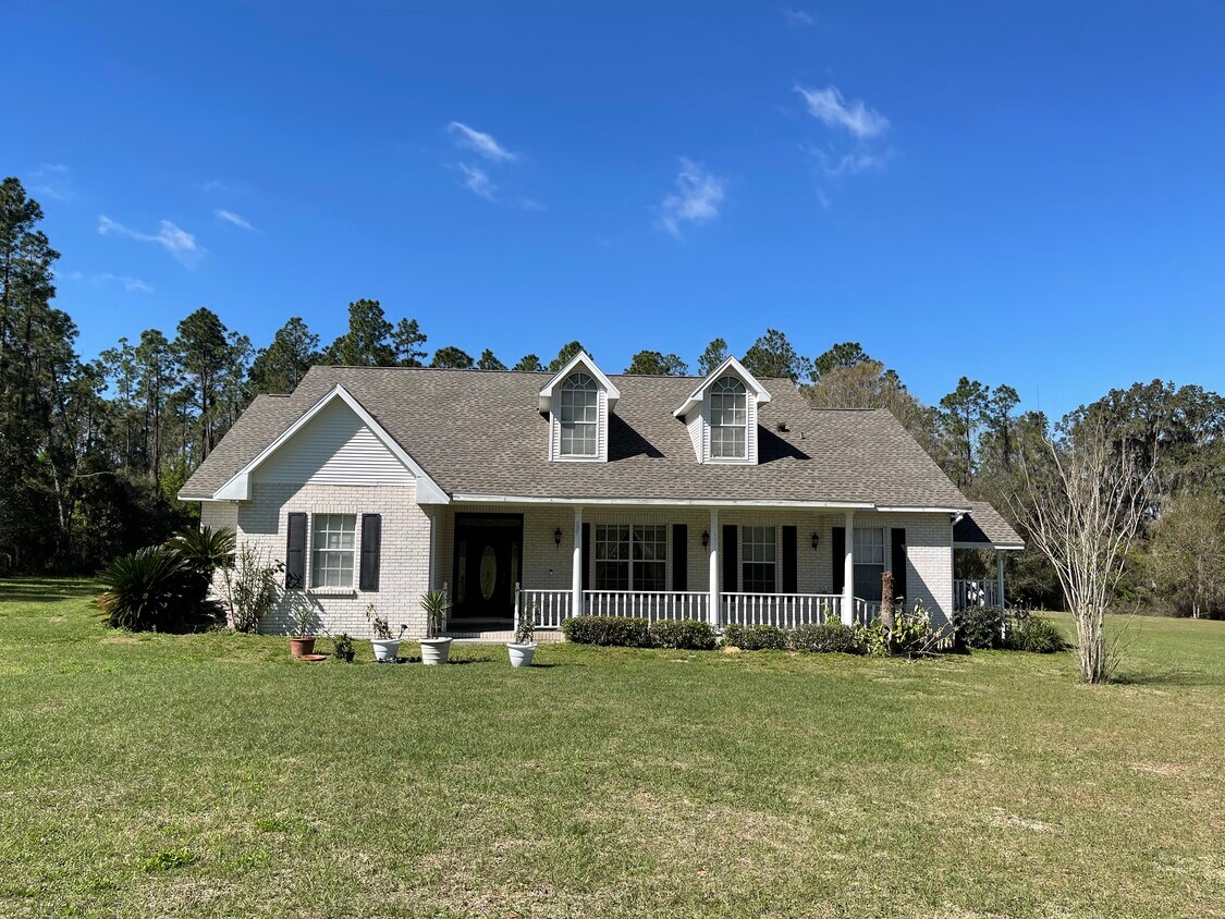 Beautiful Outdoors - 34961 Easterling Rd