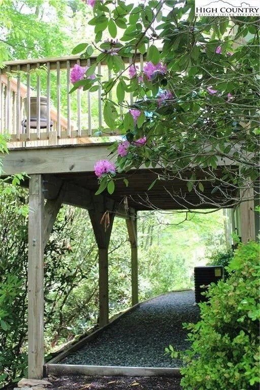 Foto del edificio - 162 Horseshoe Dr