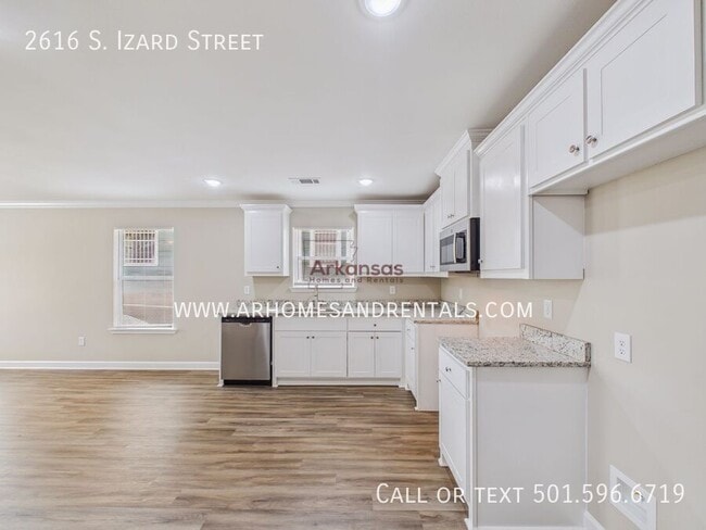 Building Photo - 2616 S Izard St