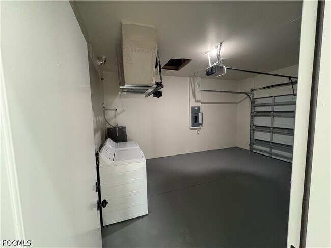 Foto del edificio - 4812-4814 28th St SW