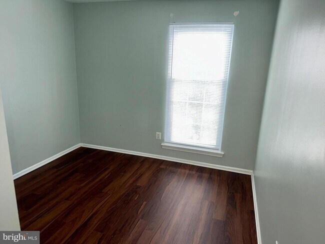 Foto del edificio - 311 Andover Pl