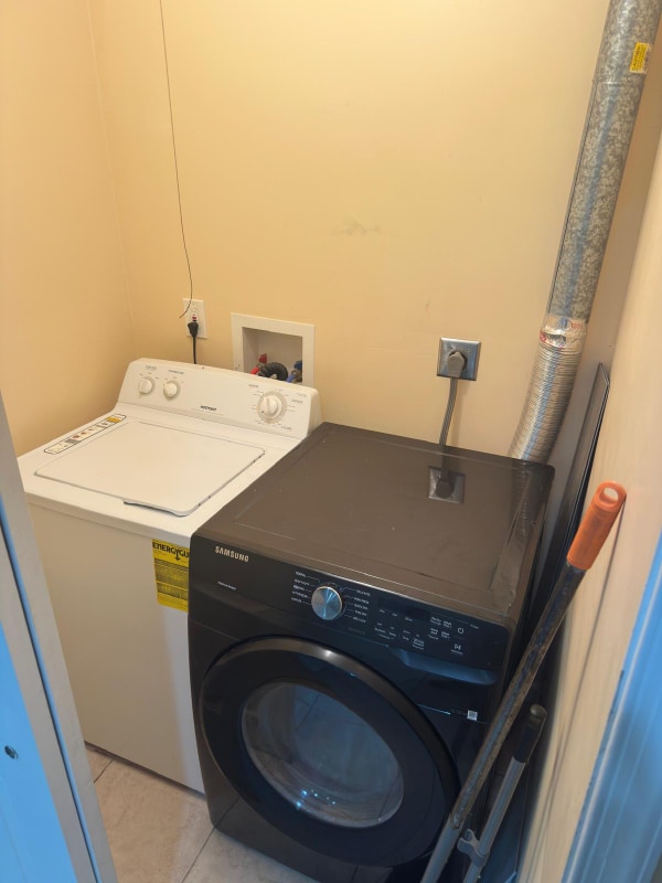 Foto del edificio - 1108 Gondar Ave