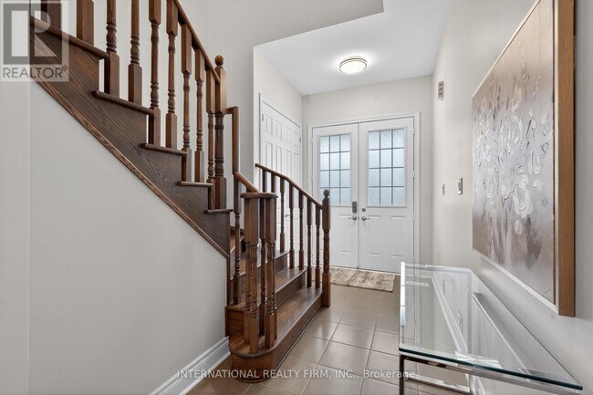 Photo du bâtiment - 254 Niagara Trail