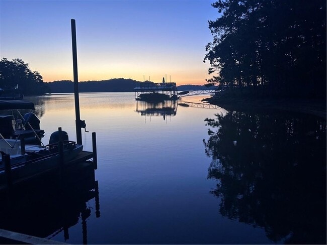 Foto del edificio - 3200 Rockport Ct