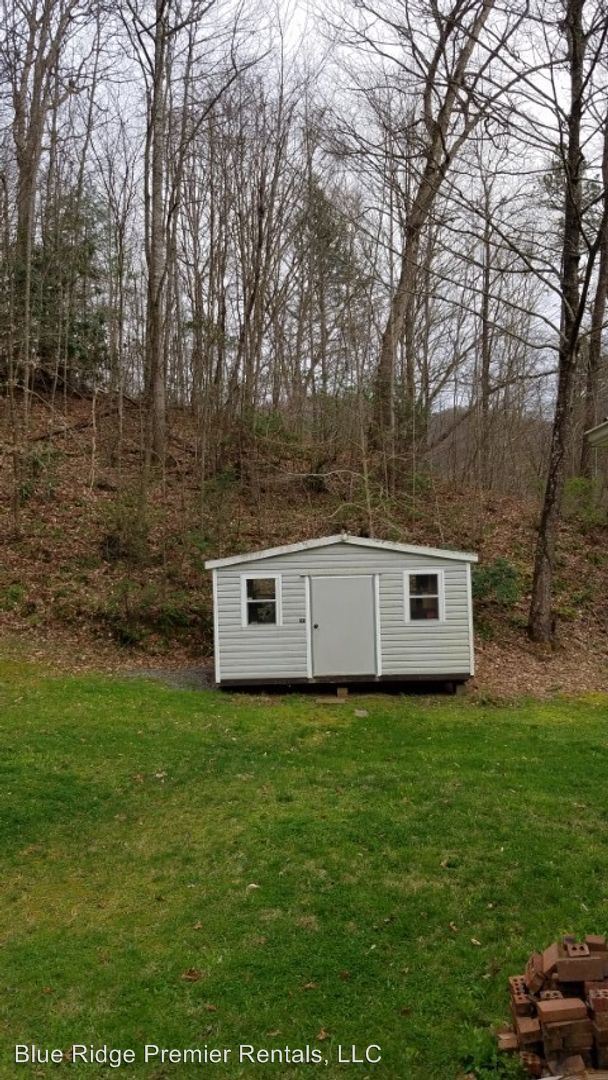 Foto del edificio - 2 br, 2 bath House - 6681 Skyland Drive