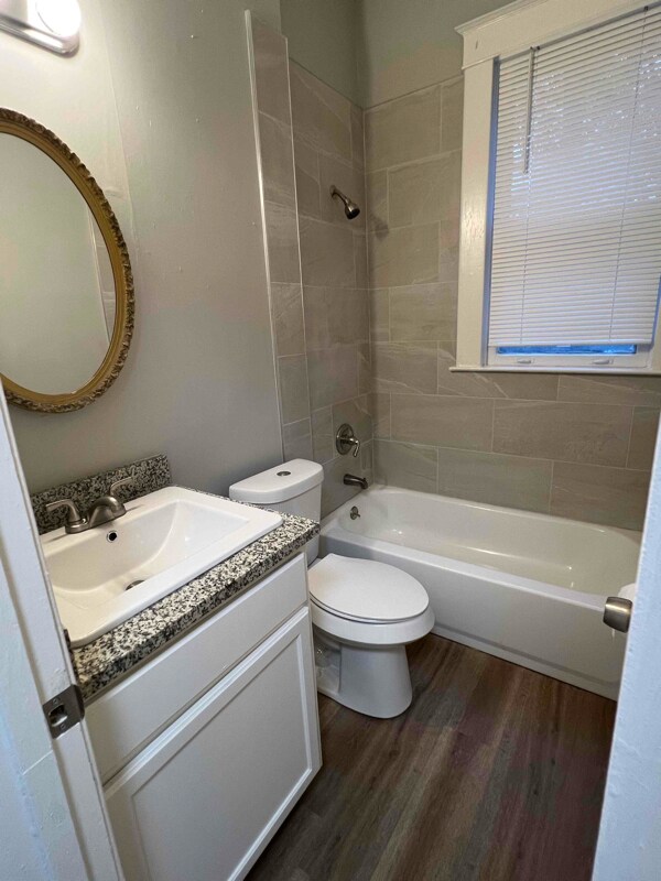 Foto del edificio - 92 Angelus St