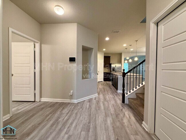 Foto del edificio - 2046 Rhesus Vw