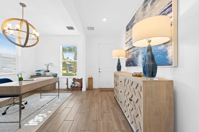 Foto del edificio - 6819 Pointe of Woods Dr