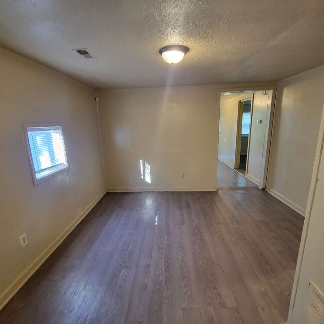 Foto del edificio - 4BR Mars Hill House! Must See!