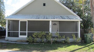 Building Photo - 107 E Gladys St