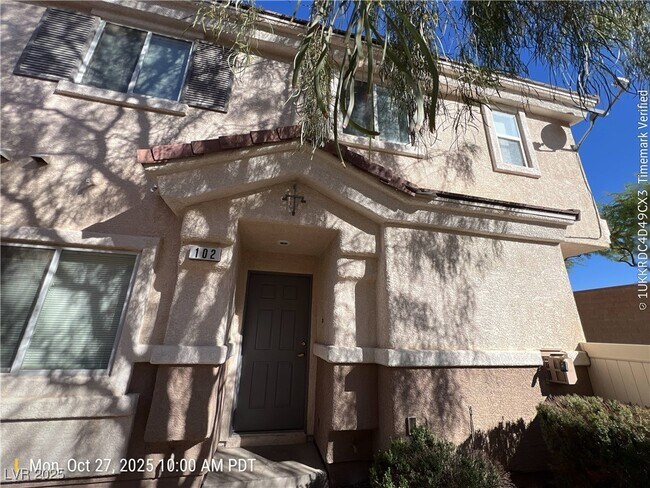 Foto del edificio - 2092 Scanlon Ferry Ct