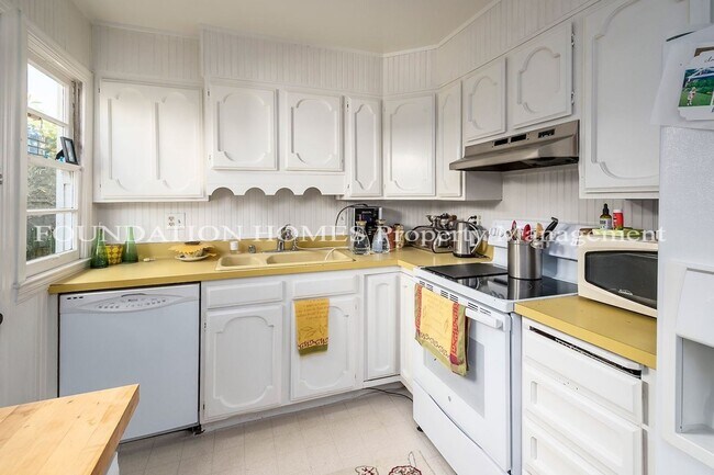 Foto del edificio - 2 br, 1 bath House - 116 Monte Vista Ave.