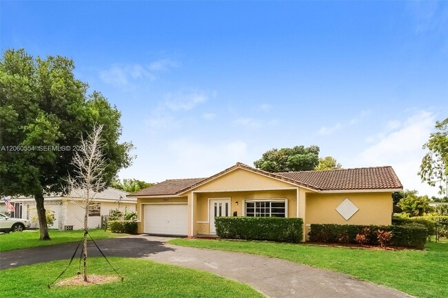 Building Photo - 3631 NW 108th Dr