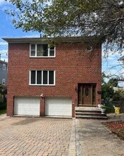 Building Photo - 443 5th St