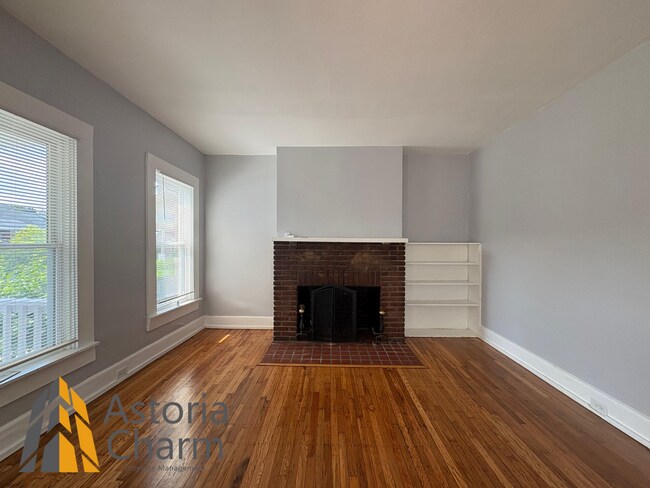 Building Photo - 3-Bedroom Home with Fireplace, Fenced Yard...