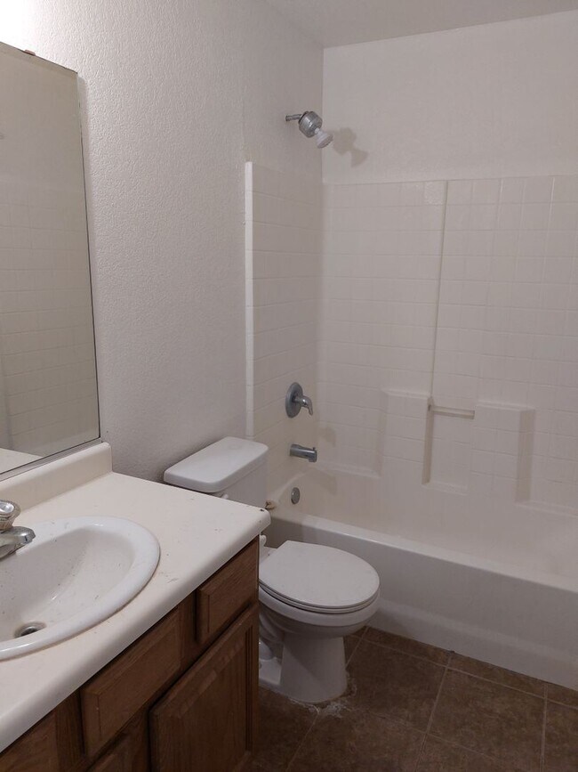 Foto del edificio - Great 3 Bedroom Home Off Mesa Grande