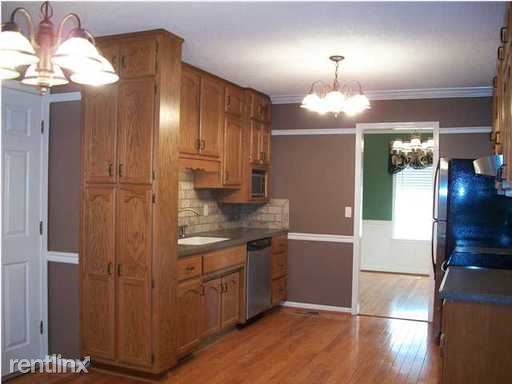 Building Photo - 104 Cedar Cove Dr