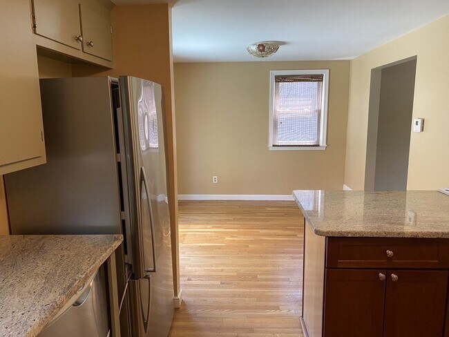 Foto del edificio - 138 Forest St