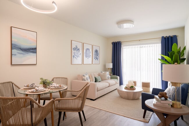 Building Photo - Emerald Bay