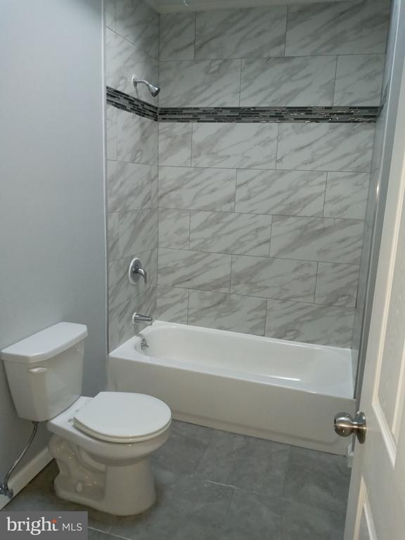 Foto principal - 5730 Vine St
