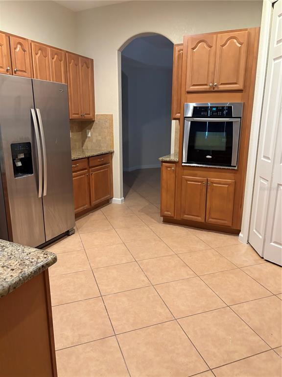 Building Photo - 3822 Shoreview Dr